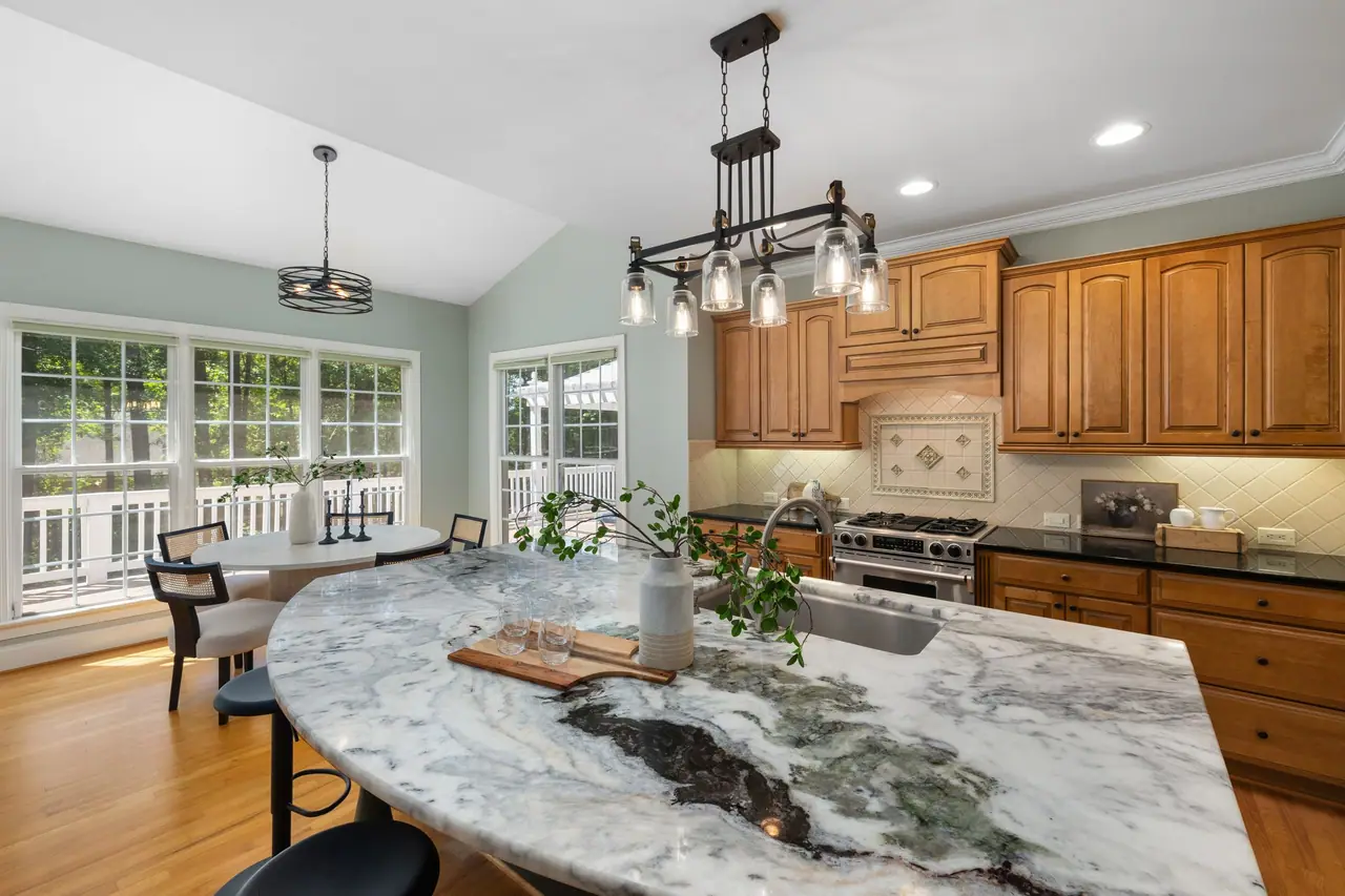 Kitchen islands